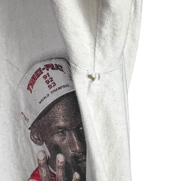 Men's THC The Holy Couture Retro 90s Michael Jordan White T-Shirt - L - Picture 5 of 5